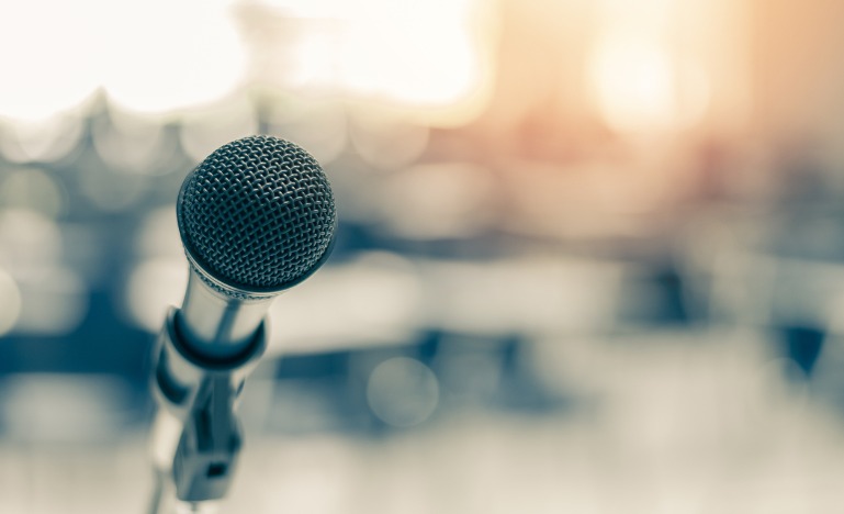 Microphone