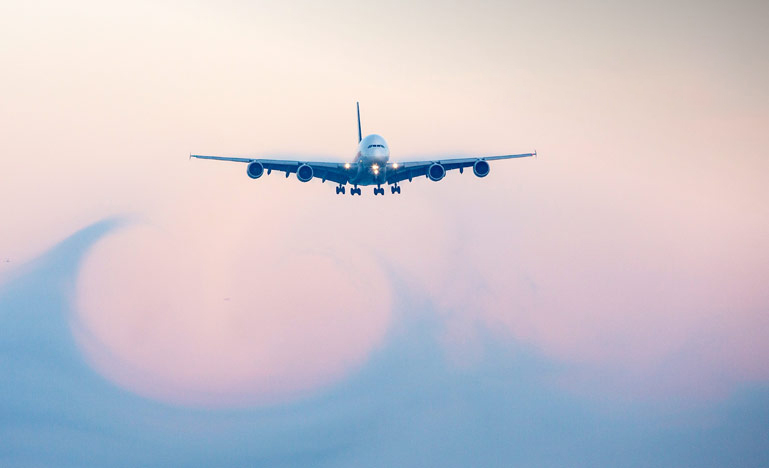 Image of plane taking off.