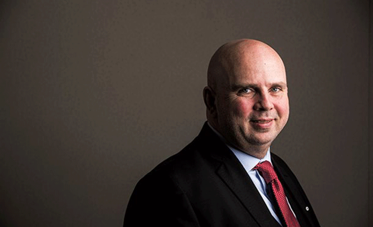 Portrait of former president of the Ontario Bar Association, Orlando Da Silva