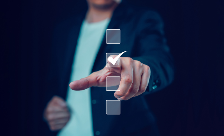 Voting with a virtual screen