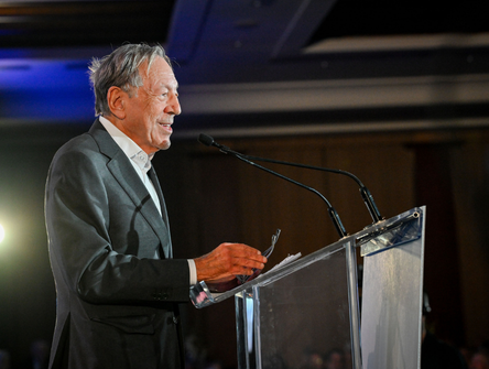 Irwin Cotler speaks at a tribute dinner in 2024